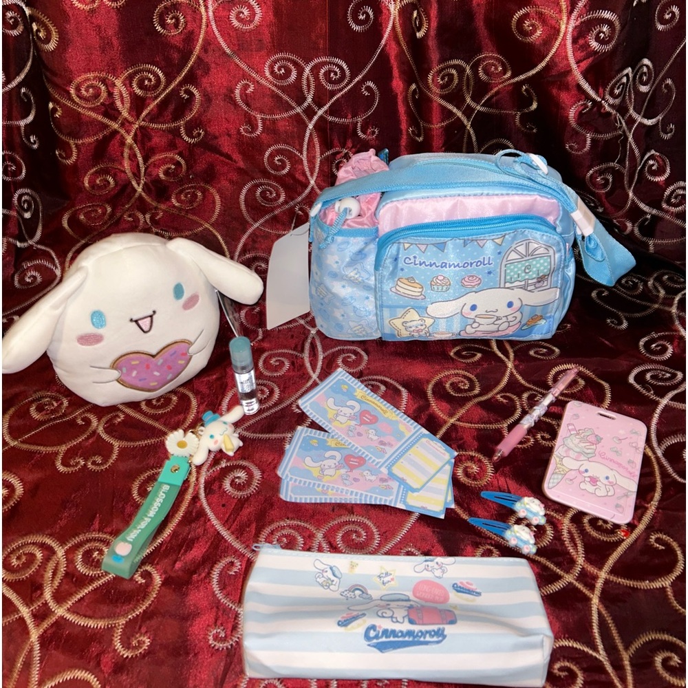 Cinnamoroll Squishmellow Giftset with Sanrio Crossbody 💙 NWT